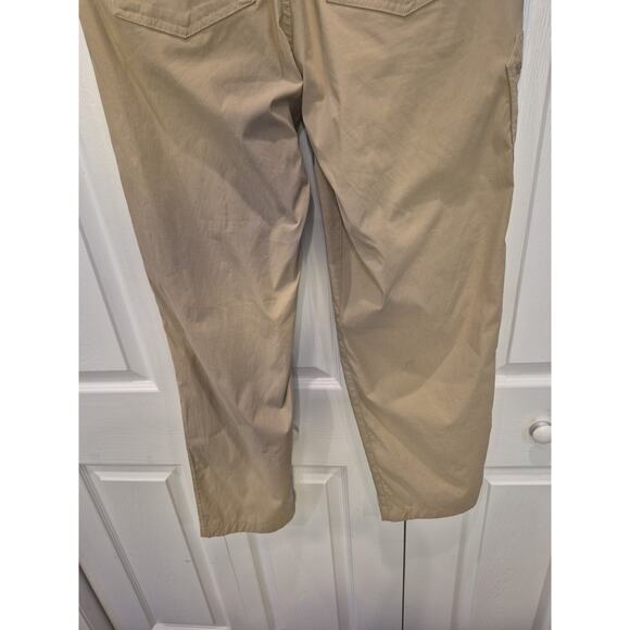 Eddie Bauer Pants Mens 40x32 Tan Zipper Cargo Pocket Hiking Nylon Stretch - Picture 9 of 11